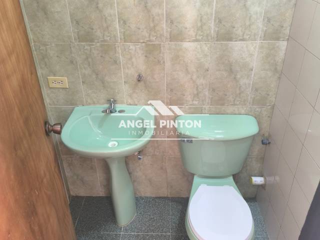 #8371 - LOCAL COMERCIAL para Alquiler en Barquisimeto - K - 2