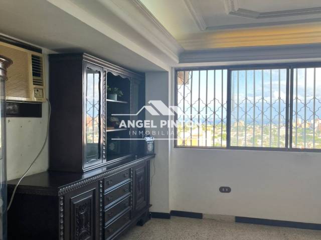 #8376 - APARTAMENTO para Venta en Maracaibo - V - 3