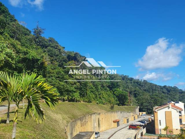 #8380 - CASA para Venta en Caracas - A - 1