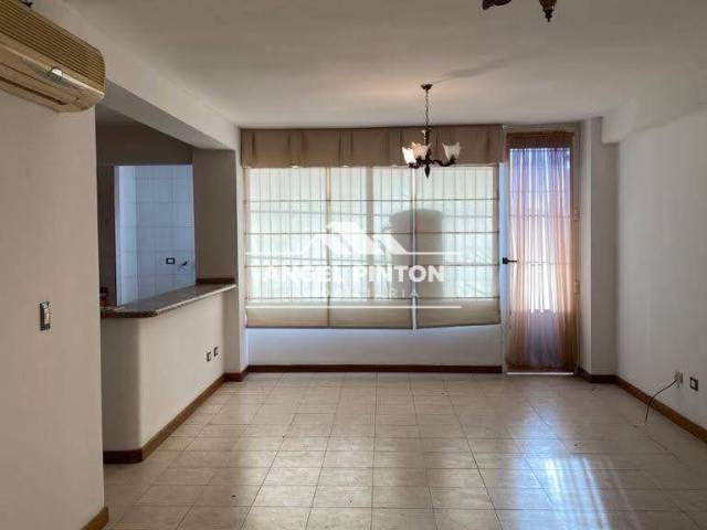 #8385 - APARTAMENTO para Venta en Barquisimeto - K - 1