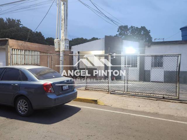 #8390 - CASA para Venta en Maracaibo - V - 3