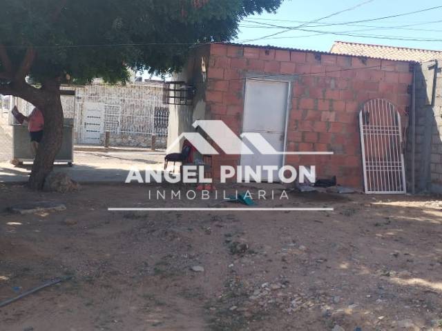 #8401 - TERRENO para Venta en Maracaibo - V - 1