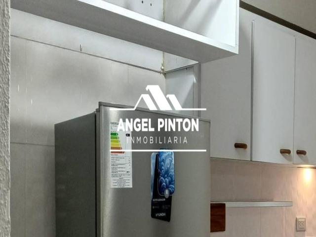 #8402 - APARTAMENTO para Alquiler en Maracaibo - V - 2