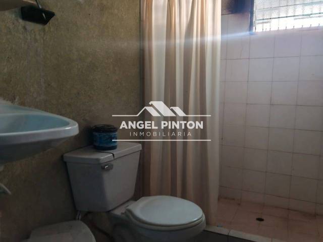 #8428 - CASA para Venta en Maracaibo - V - 2
