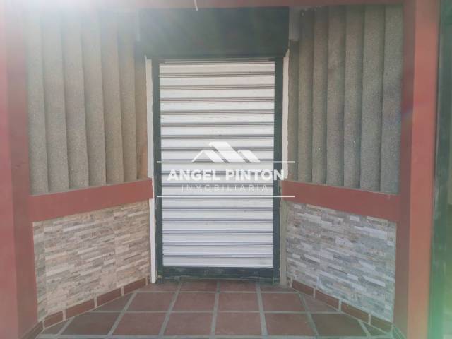 #8435 - LOCAL COMERCIAL para Alquiler en San Francisco - V - 3