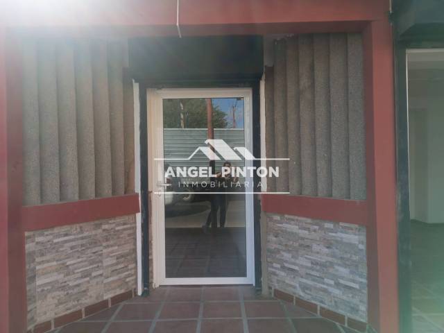 #8435 - LOCAL COMERCIAL para Alquiler en San Francisco - V - 1