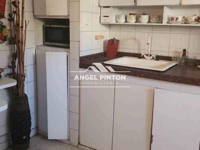 #8442 - APARTAMENTO para Alquiler en Maracaibo - V - 2