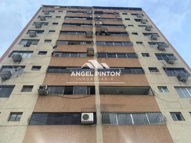 #8557 - APARTAMENTO para Alquiler en Maracaibo - V - 1