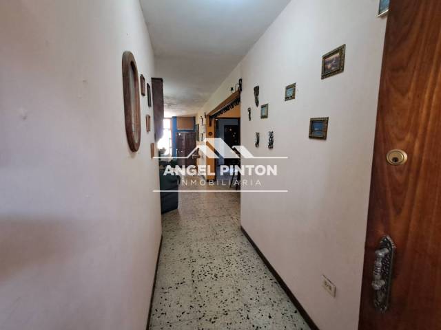 #0886 - APARTAMENTO para Venta en Maracaibo - V