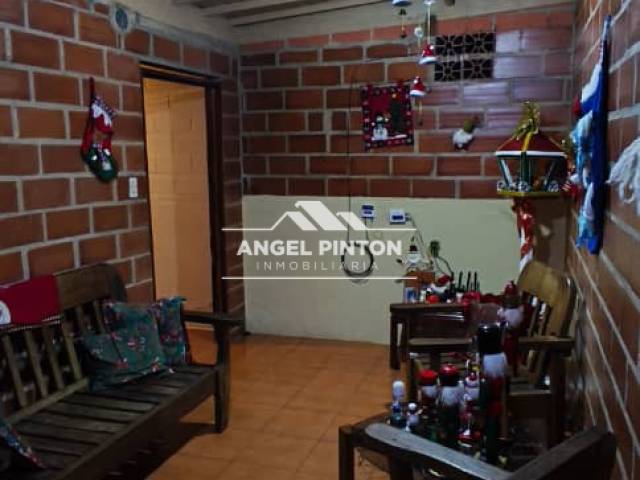 #8387 - CASA para Venta en Caracas - A - 2