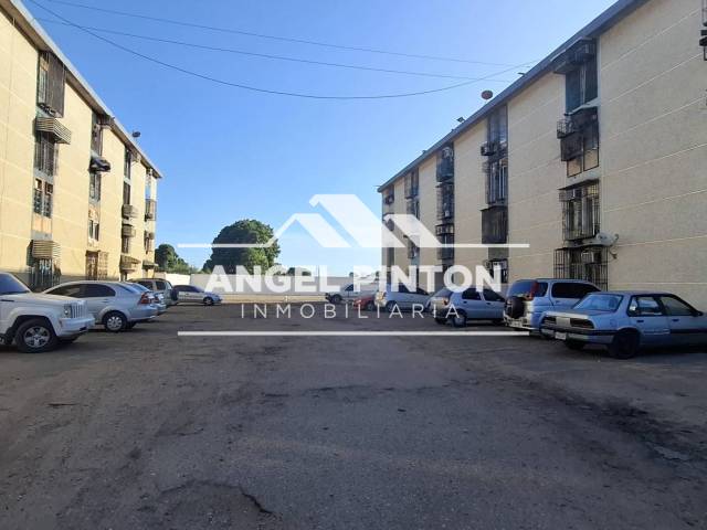 #8497 - APARTAMENTO para Venta en Maracaibo - V - 3