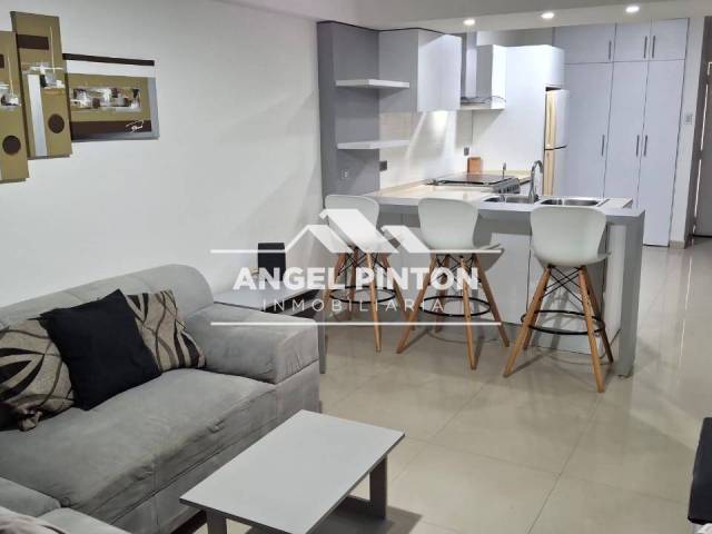 #8471 - APARTAMENTO para Alquiler en Maracaibo - V - 2