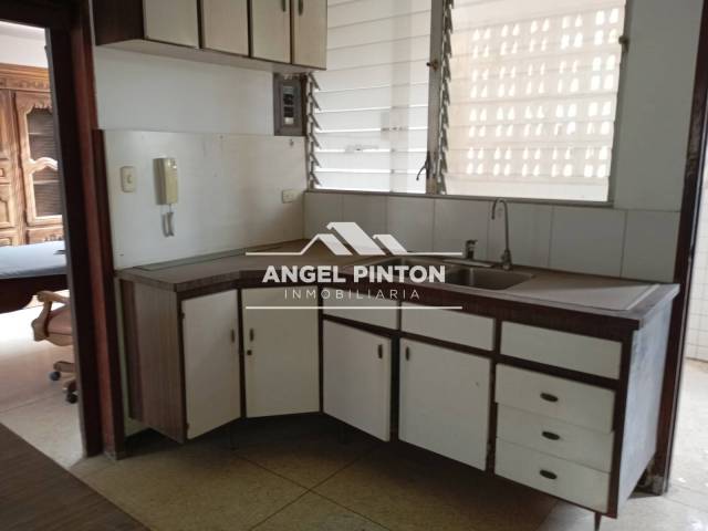 #8524 - APARTAMENTO para Venta en Maracaibo - V - 3