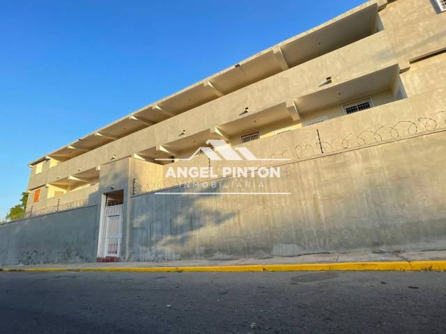 #8525 - APARTAMENTO para Alquiler en Maracaibo - V - 1