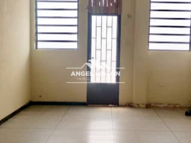 EDIFICIO COMERCIAL para Venta en Acarigua - 4