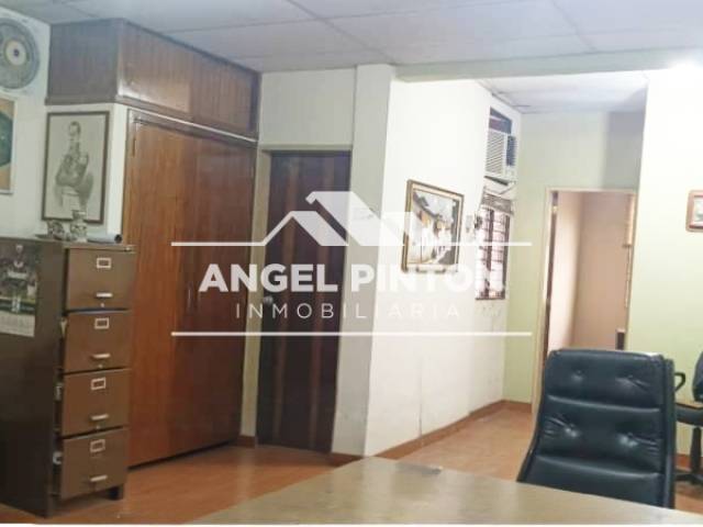 #8519 - EDIFICIO COMERCIAL para Venta en Acarigua - P - 2