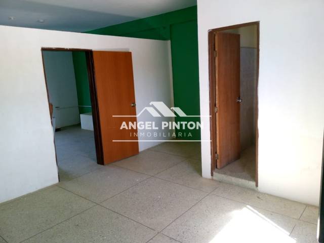 #050289 - LOCAL COMERCIAL para Alquiler en San Rafael del Moján - V - 2