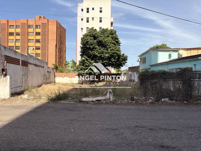 #8578 - TERRENO para Venta en Maracaibo - V - 2