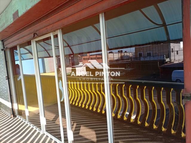 #8579 - LOCAL COMERCIAL para Alquiler en San Francisco - V - 3