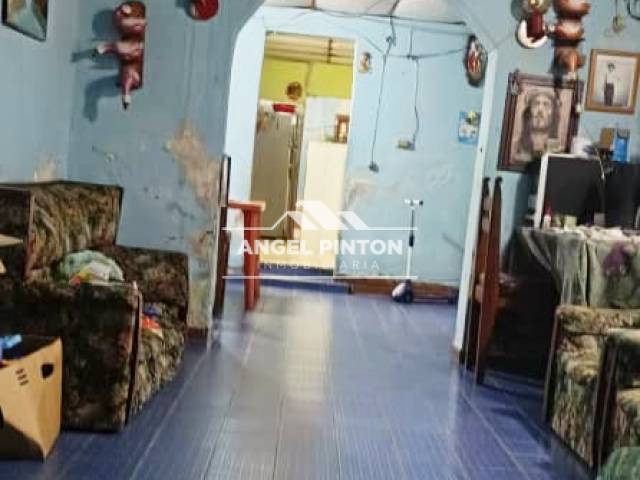 #8581 - CASA COMERCIAL para Venta en Acarigua - P - 3