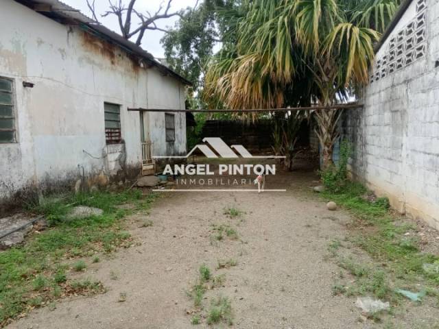 #8592 - CASA para Venta en Acarigua - P - 3