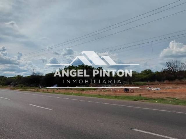 #8602 - TERRENO para Venta en Maracaibo - V - 2