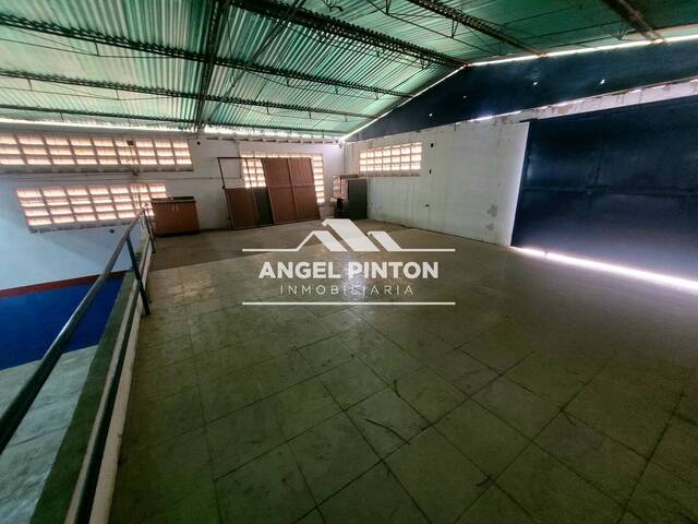 #8656 - GALPÓN / BODEGA para Alquiler en Maracaibo - V - 2