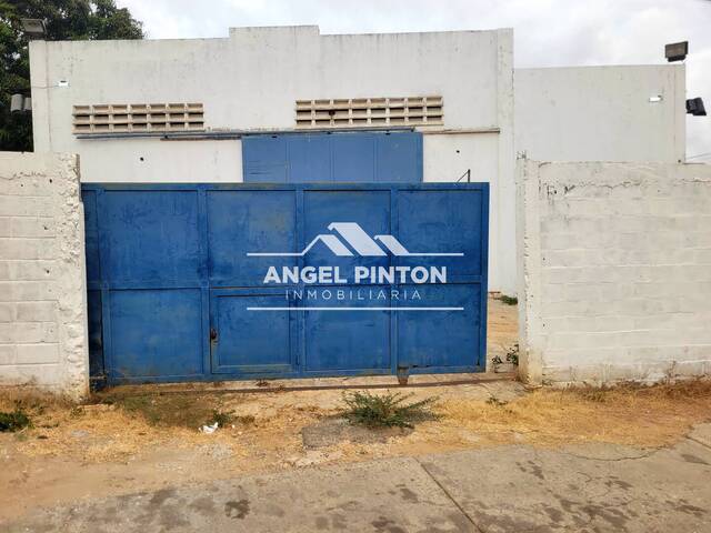 #8656 - GALPÓN / BODEGA para Alquiler en Maracaibo - V - 3