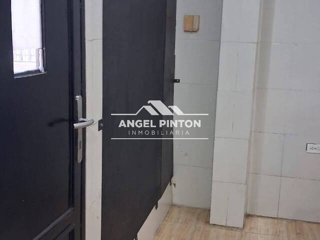 #8659 - LOCAL COMERCIAL para Venta en Ciudad Ojeda - V