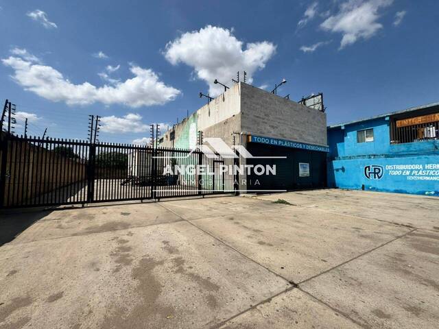 #5384 - LOCAL COMERCIAL para Venta en Maracaibo - V