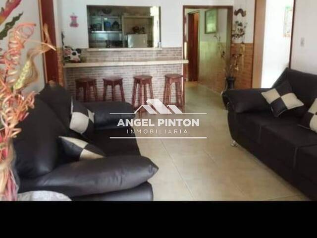 #8668 - CASA COMERCIAL para Venta en Valera - T - 3