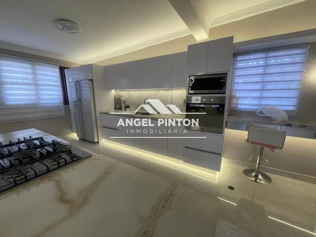 #8701 - CASA para Venta en Maracaibo - V - 2