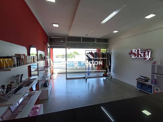#8710 - LOCAL COMERCIAL para Alquiler en San Francisco - V - 1