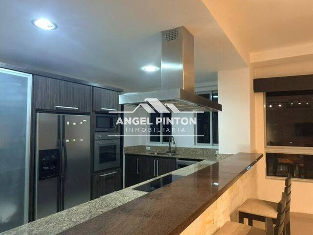 #8727 - APARTAMENTO para Alquiler en Maracaibo - V - 2