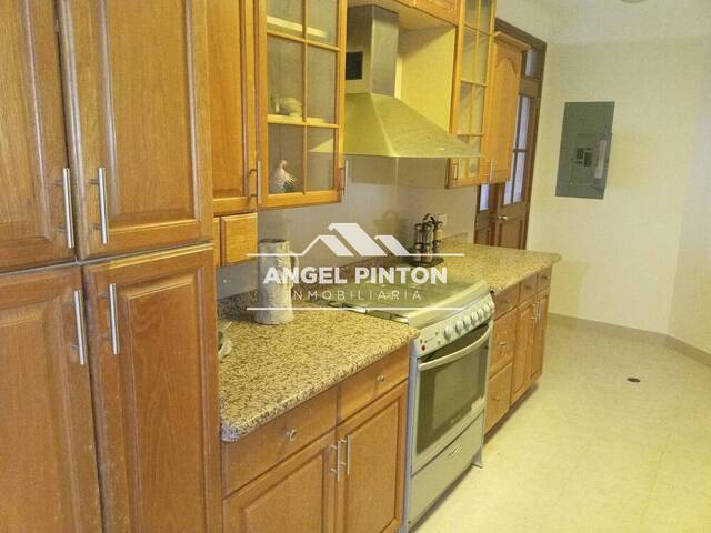 #8758 - APARTAMENTO para Venta en Maracaibo - V - 3