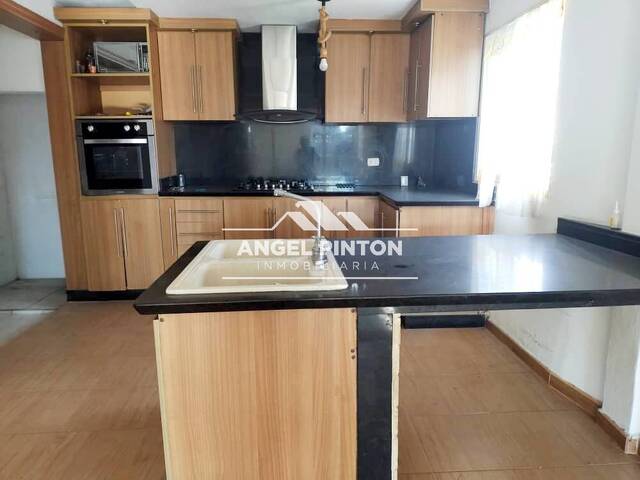 #8781 - CASA para Venta en Araure - P - 2