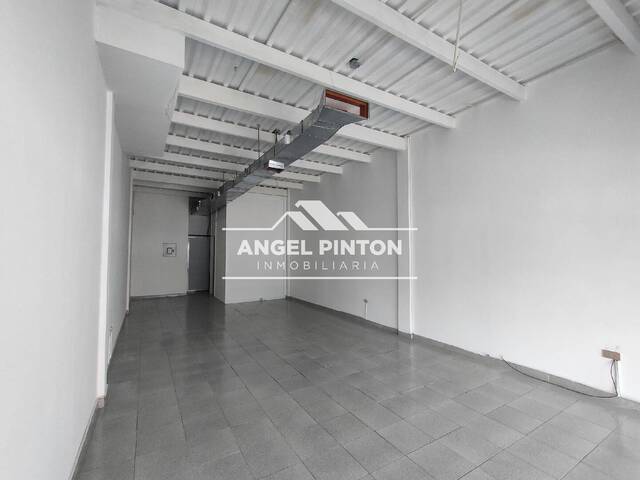 #8720 - LOCAL COMERCIAL para Alquiler en Maracaibo - V - 3