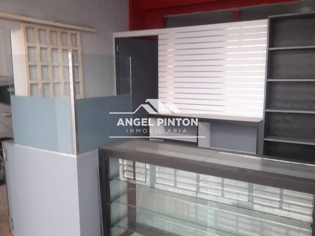#518803 - LOCAL COMERCIAL para Alquiler en Barquisimeto - K - 2
