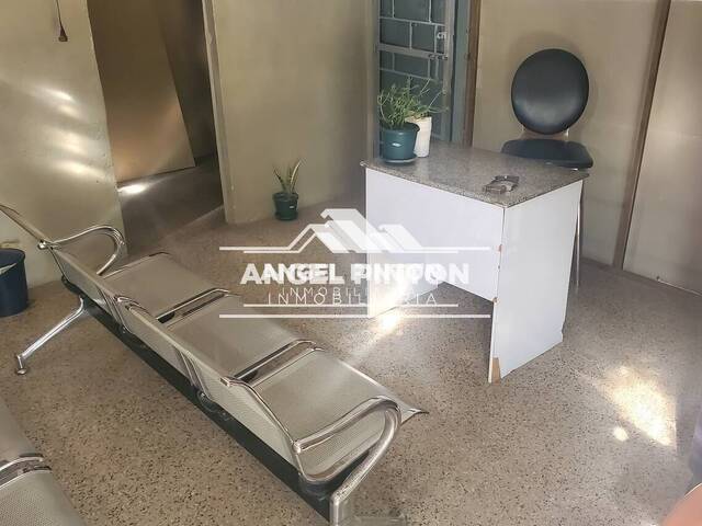 #79917 - CONSULTORIO para Alquiler en Maracaibo - V