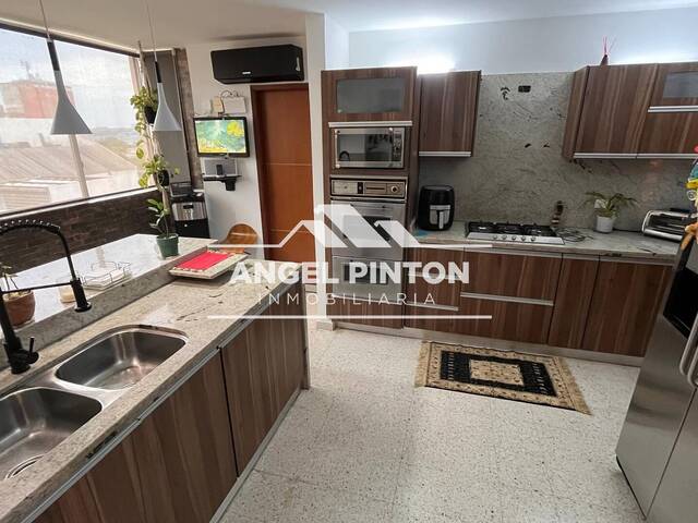 #8825 - APARTAMENTO para Venta en Maracaibo - V - 2