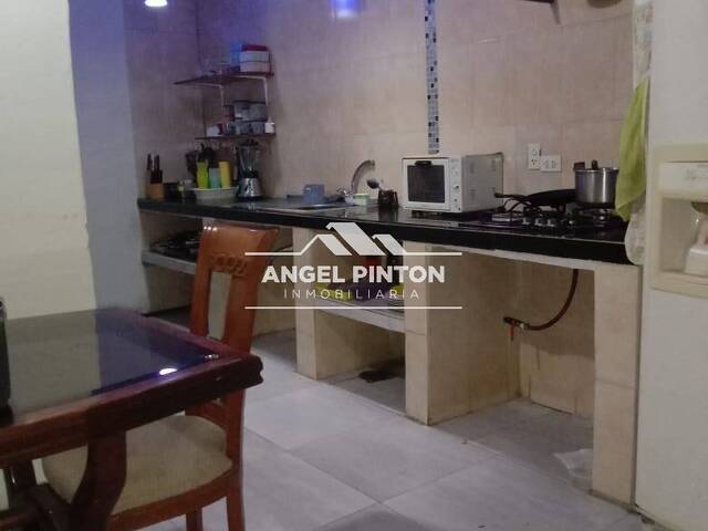 #8835 - CONJUNTO CERRADO para Venta en San Francisco - V