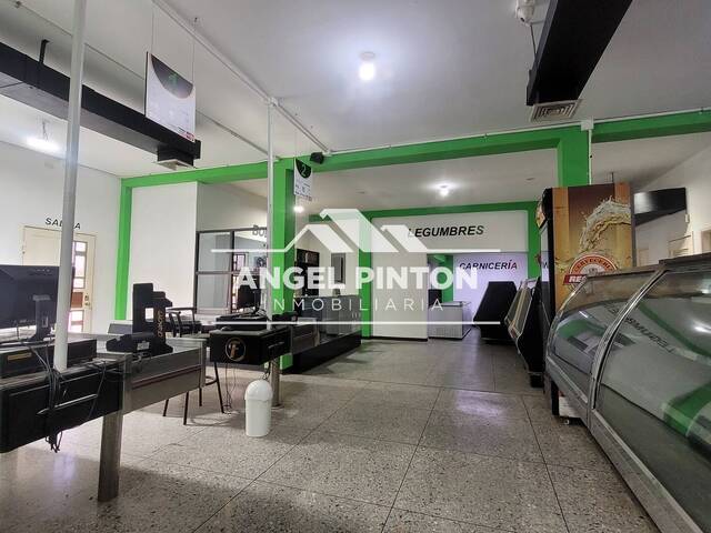 #8841 - LOCAL COMERCIAL para Venta en Maracaibo - V - 1