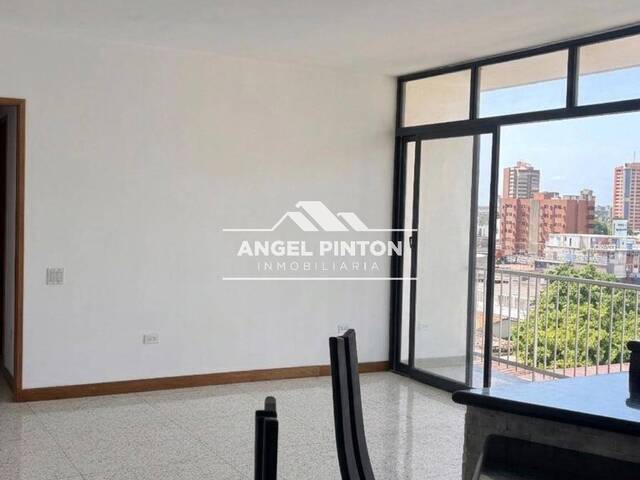 #8863 - APARTAMENTO para Venta en Maracaibo - V - 3