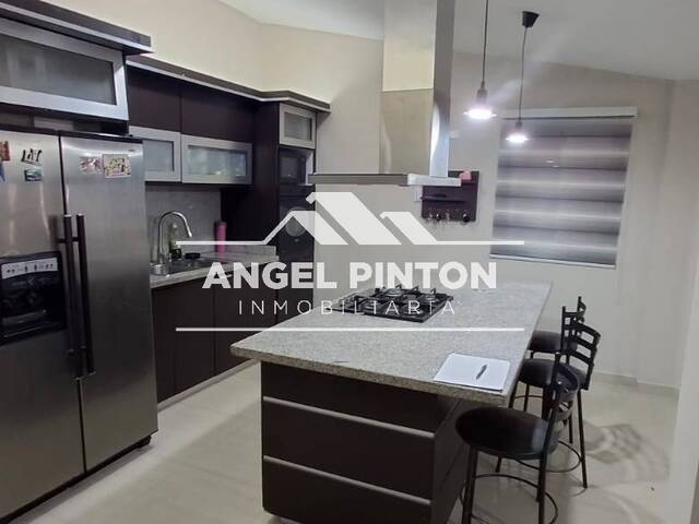 #8871 - CASA para Venta en Maracaibo - V - 1