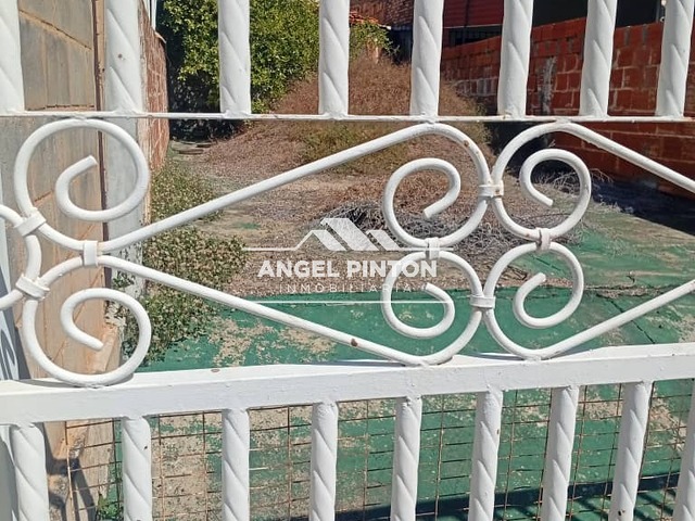 #8783 - CASA para Venta en Maracaibo - V - 2