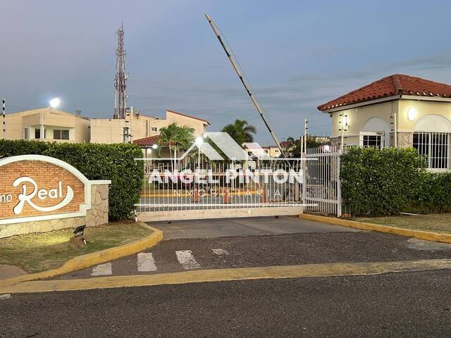 #8892 - CONJUNTO CERRADO para Venta en Maracaibo - V - 1