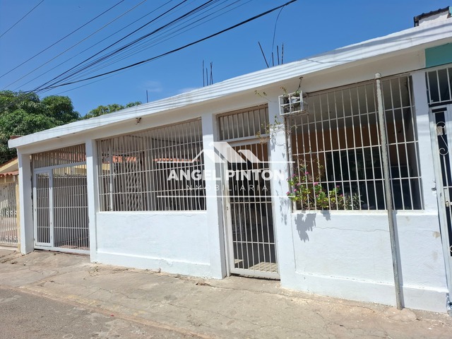 #8893 - CASA para Venta en Maracaibo - V - 1