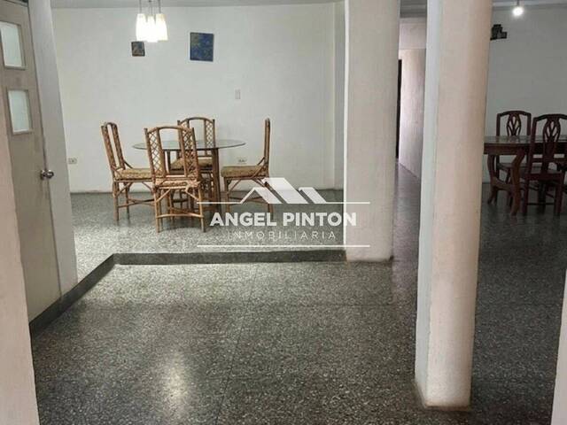 #8894 - CASA para Venta en Maracaibo - V - 2