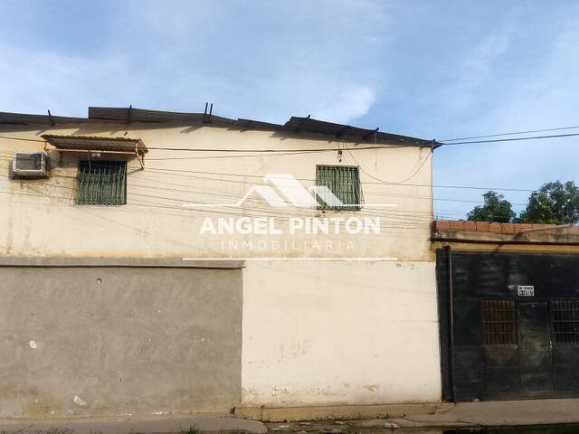 #8896 - LOCAL COMERCIAL para Venta en Maracaibo - V - 3