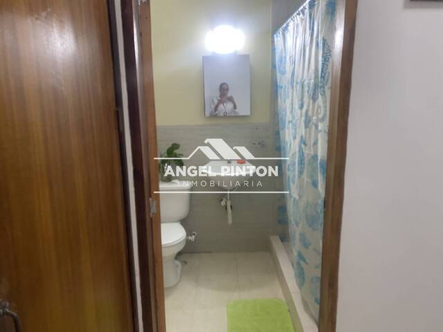#8868 - APARTAMENTO para Alquiler en Maracaibo - V - 2